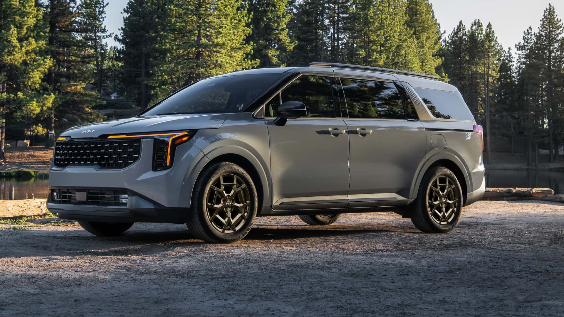 Sedan car-min